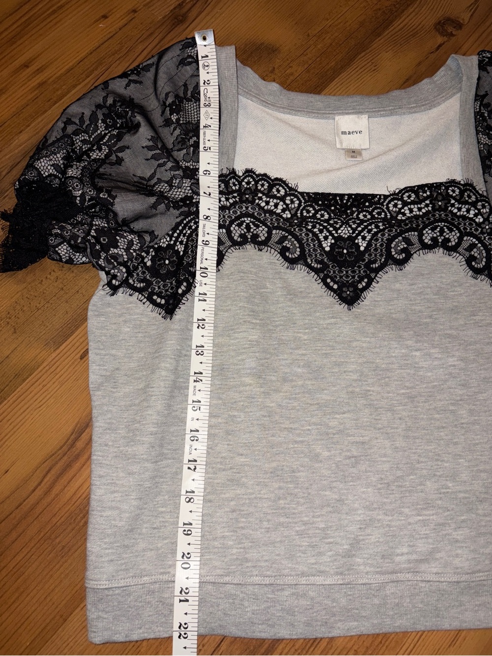 Anthropologie Maeve Puff Sleeve Lace Trim Sweatshirt Top M - Picture 7 of 8